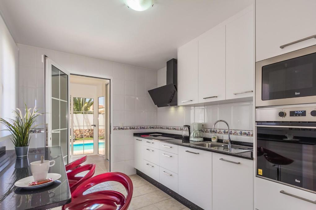 Perfect For Family Holidays With Private Pool, Near Beach And Golf- Villa Ashley Коста-де-Антигуа Экстерьер фото